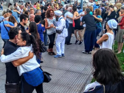 Tango-Flashmob: Die Tango-Argentino Szene Radolfzells präsentiert sich